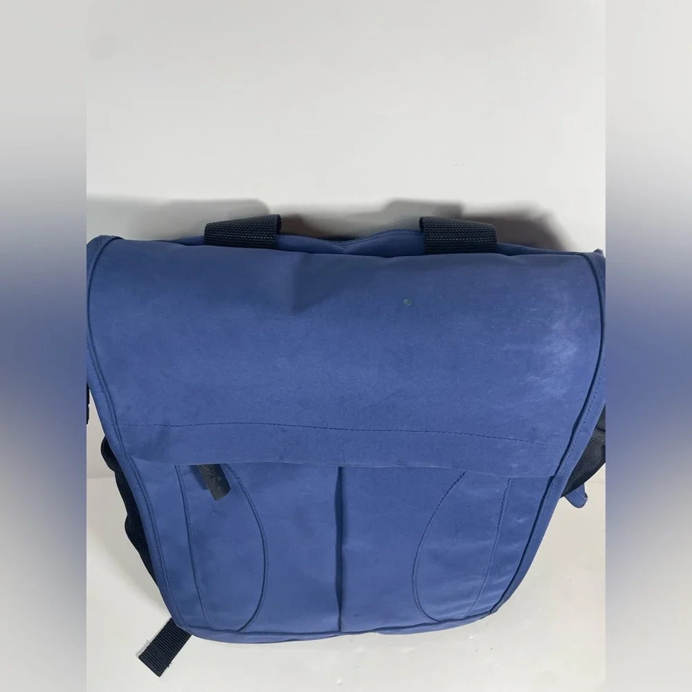 LL Bean Navy Blue and Black Traveler Backpack